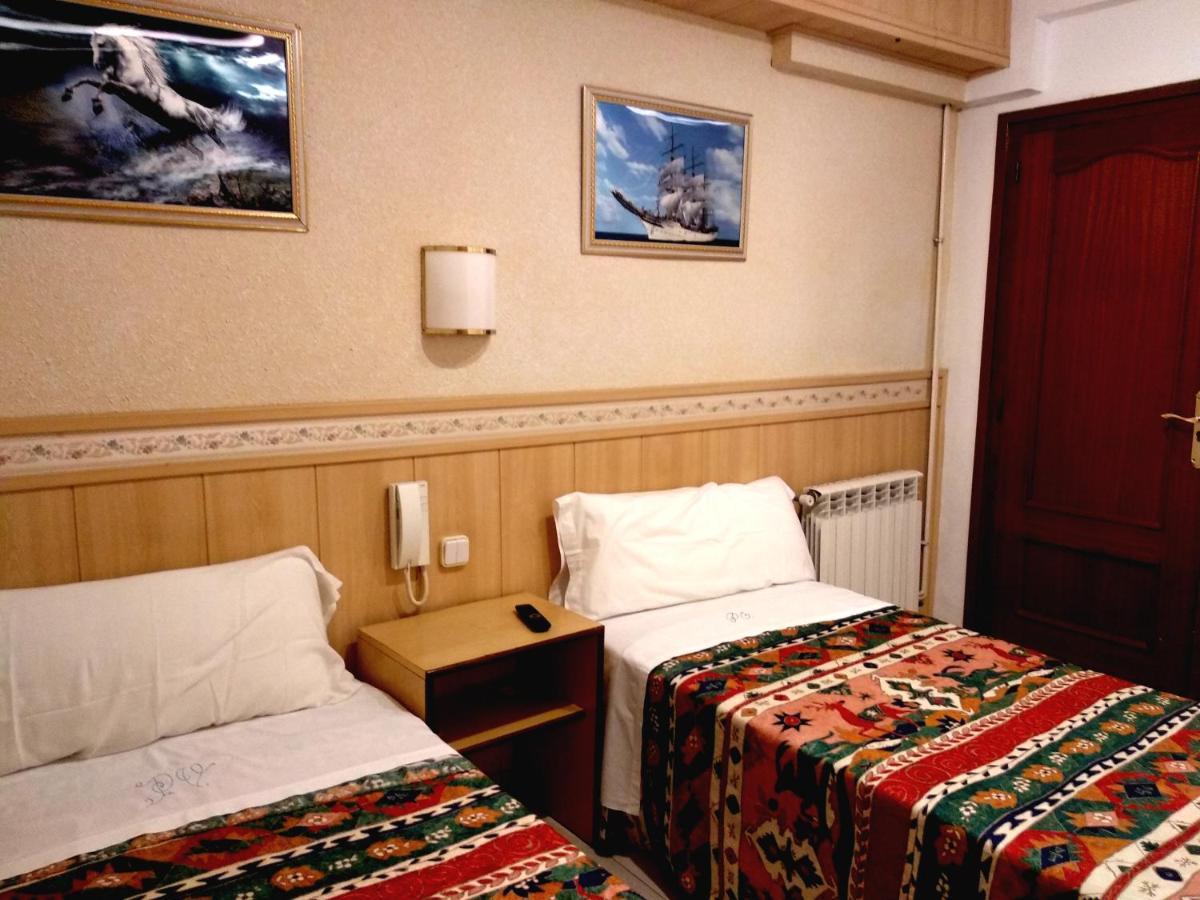 Pension Venecia Salou Buitenkant foto